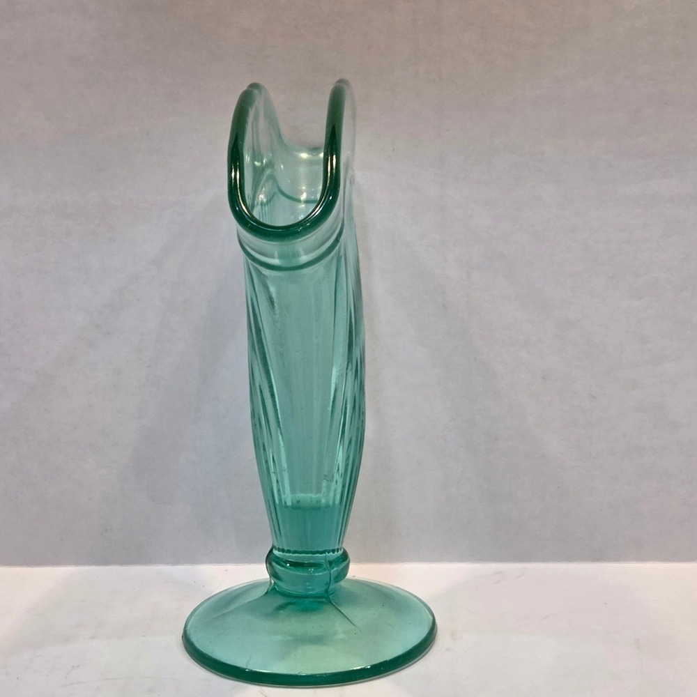 Vintage Uranium Glass Fan Vase Teal Green Ribbed Art Deco UV Reactive - Picture 5 of 10